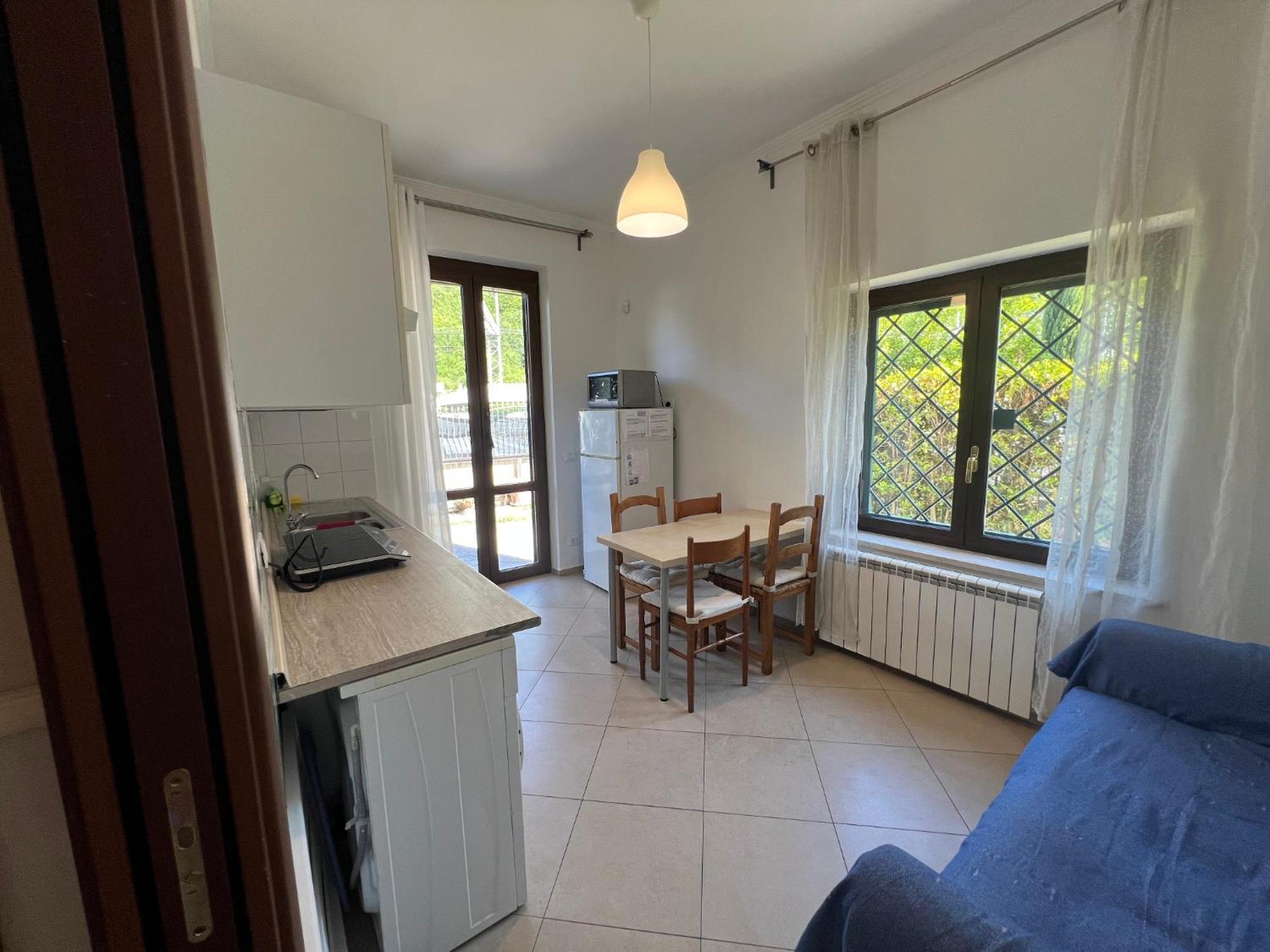 -5 Min From Bus Stop-Free Parking Roma